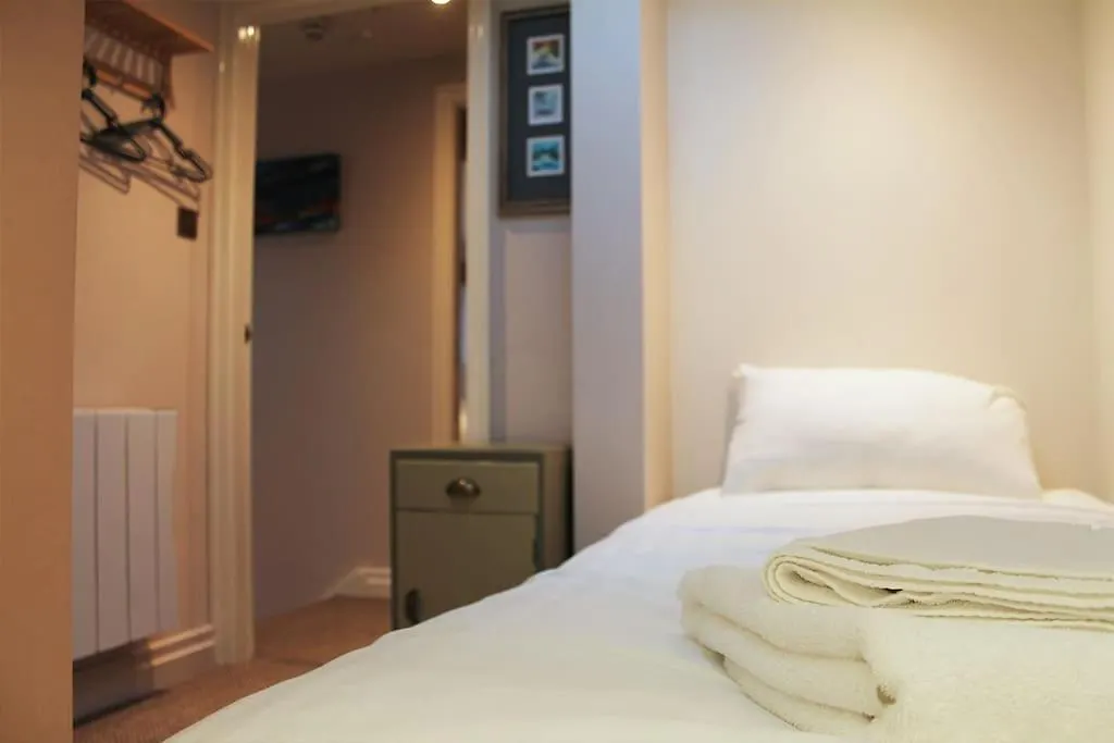 Wharmton Luxury Apartment Dobcross United Kingdom