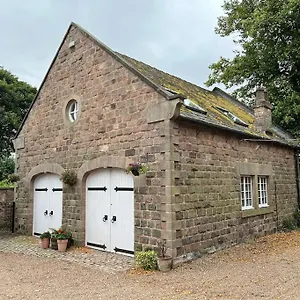 The Coach House Apartment